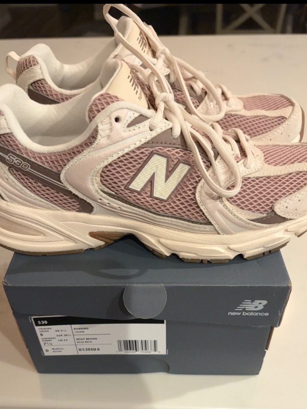 New Balance 530 sneakers
